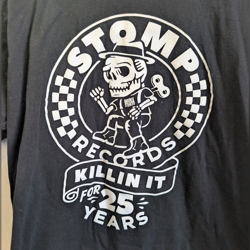 Stomp Records T-Shirt Adult Large (can fit Medium) Punk Rock Ska Music Black